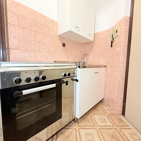 M452 - Marcelli, Monolocale In Con Piscina Apartamento *